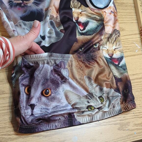 It's in My Heart Cat Cycling Shirt Size Medium Athletic Outdoor Fitness - Picture 9 of 11